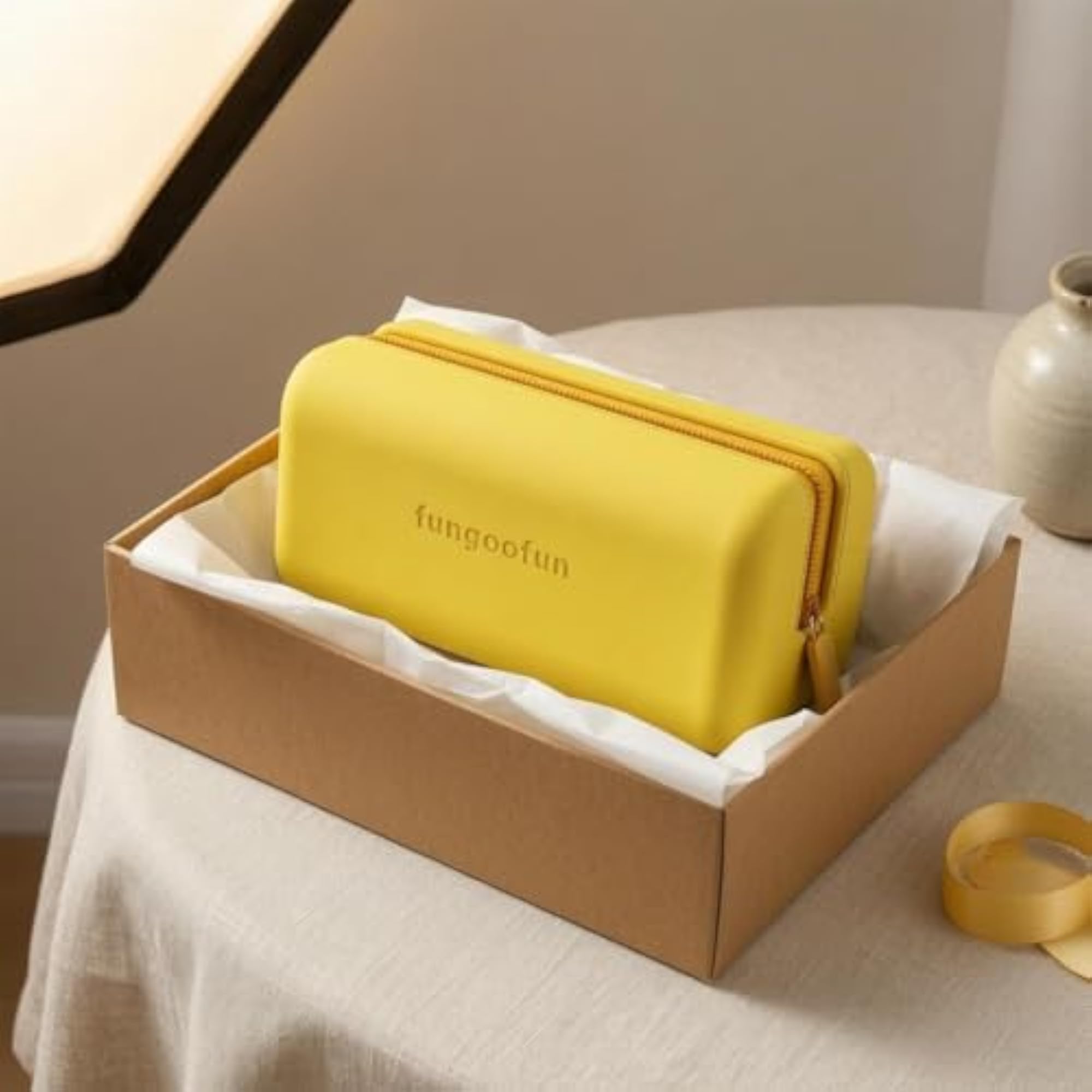 Structured Cosmetic Bag Portable Zipper Makeup Bag, Pink